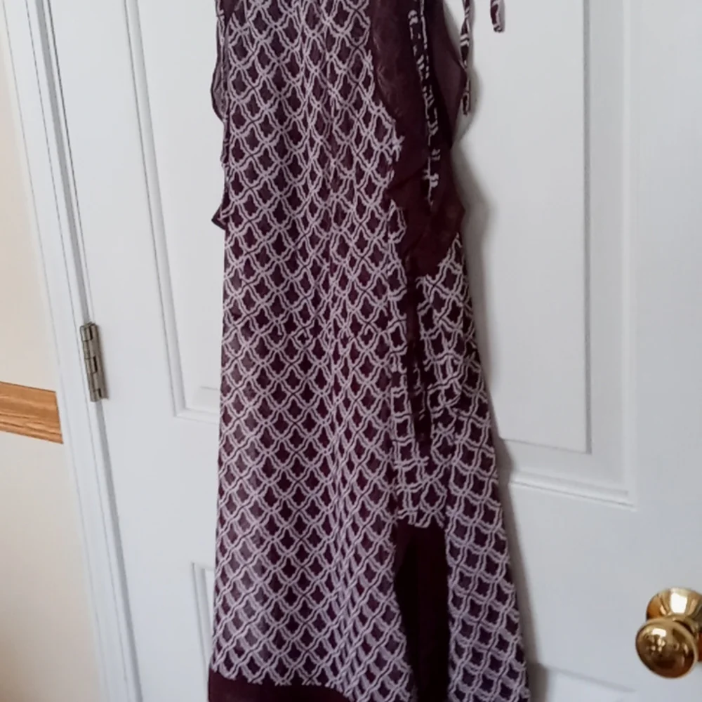 Dress - Picture 2 of 6